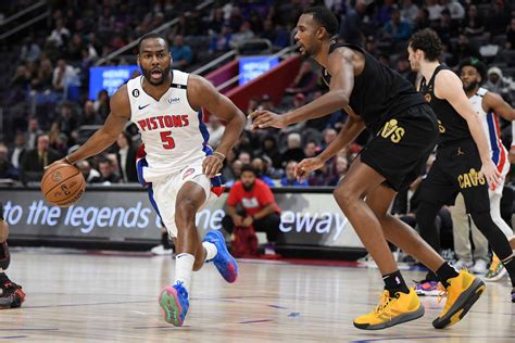 Cleveland Cavaliers at Detroit Pistons odds, picks and .